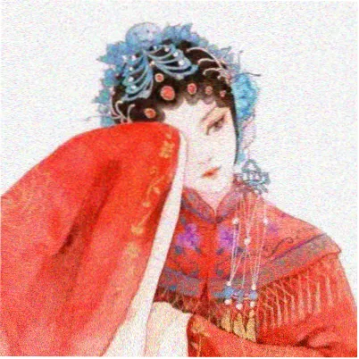 刘雪华 饰演 何母